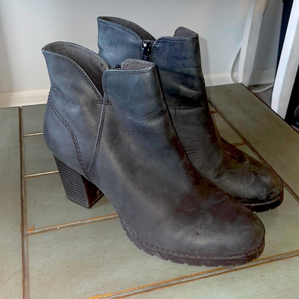 COPY - Clarks Heeled Boots